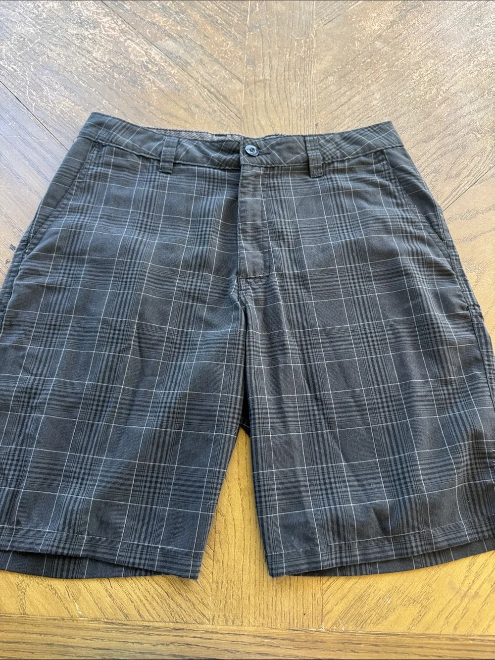 O'Neill Men's Black Plaid Flat Front Shorts